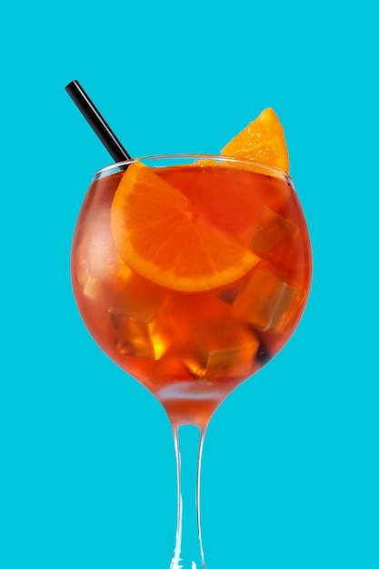 Copo de Aperol Spritz cocktail