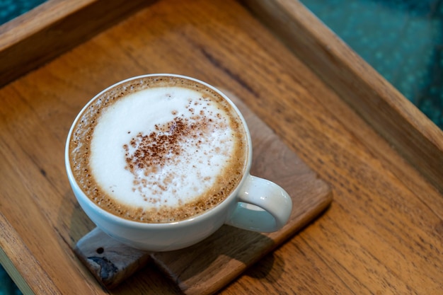 Foto copo de cappuccino quente