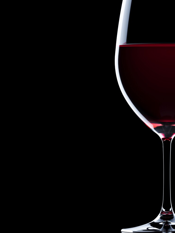 Copos de vinho tinto isolados no fundo preto. Ilustração de renderização 3D.