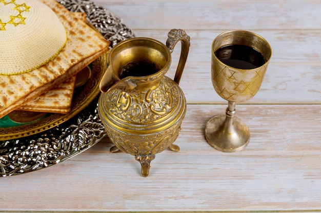 Copos Kosher vinho férias matzoth celebração matzoh judaico páscoa pão