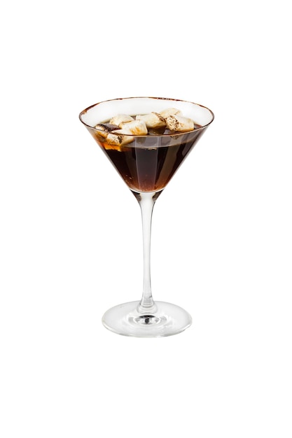 Coquetéis Espresso Martini guarnecidos com marshmallow