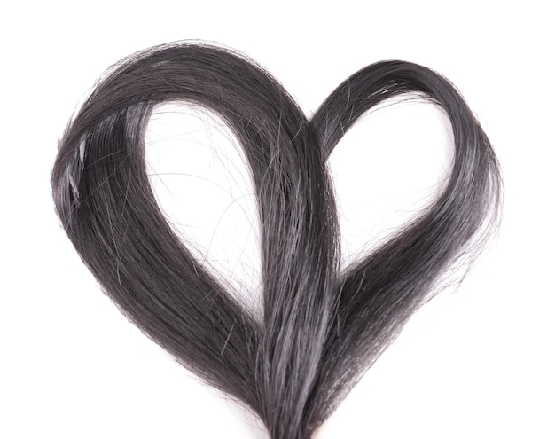 Corazón de pelo, aislado en blanco