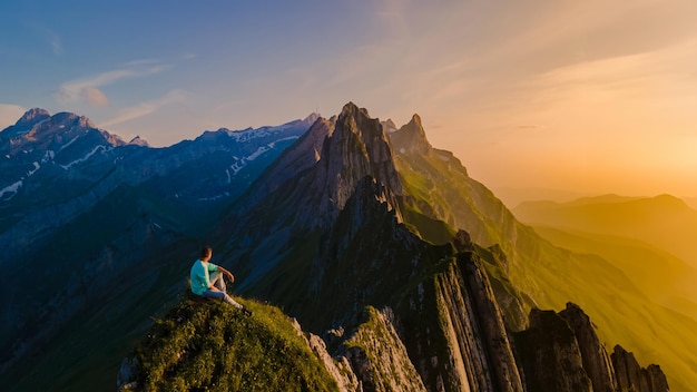 Cordilheira de Schaeffler suíça Alpstein Appenzell Suíça uma cordilheira do majestoso pico Schaeffler