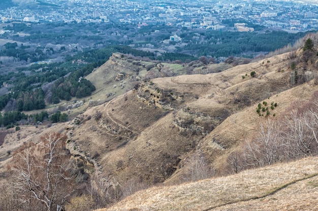 Cordillera escénica con vistas a la ciudad