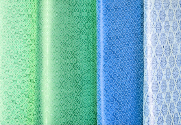 Cores de tom tons ornamentos padrões de têxteis de seda tailandesa