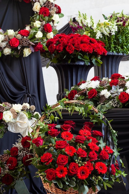 Coronas de flores para el funeral