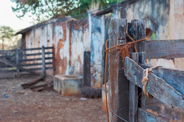 Corral portress de finca brasileña