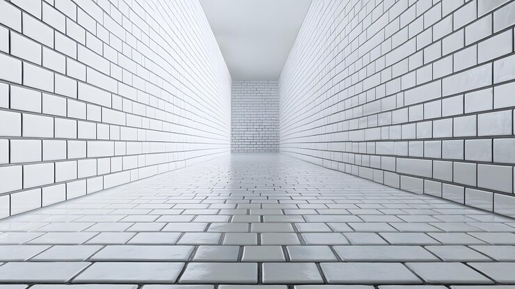 Corredor de azulejos blancos con lechada negra