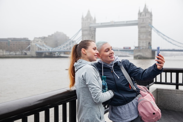 Foto corredores treinando para maratona