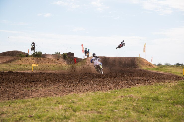 Foto corrida de motocross
