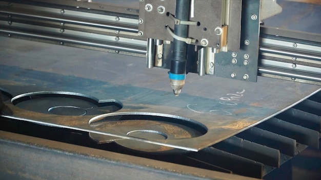 Cortador industrial de placas metálicas con máquina de plasma Cortador de placas metálicas con clip Cortador de placas de acero con gas