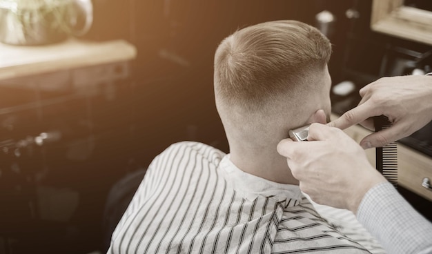 Corte de cabelo masculino Barbearia