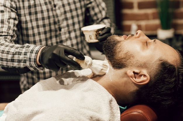 Foto corte de cabelo na barbearia