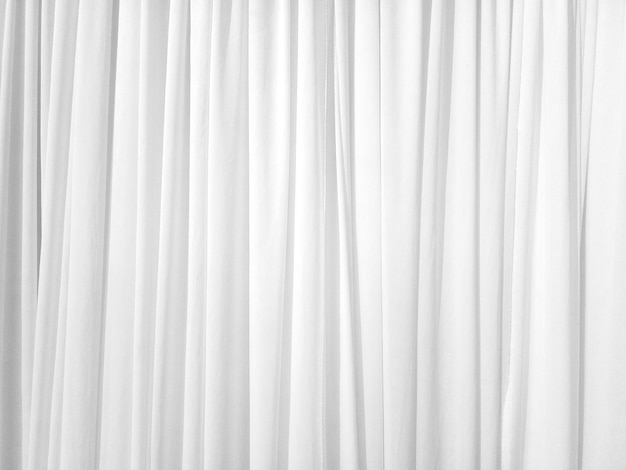 Cortinas brancas suaves são simples, mas elegantes para design gráfico ou papel de parede