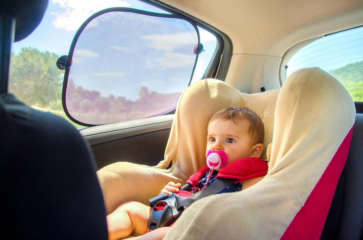 Foto cortinas para cadeiras de automóvel para bebés