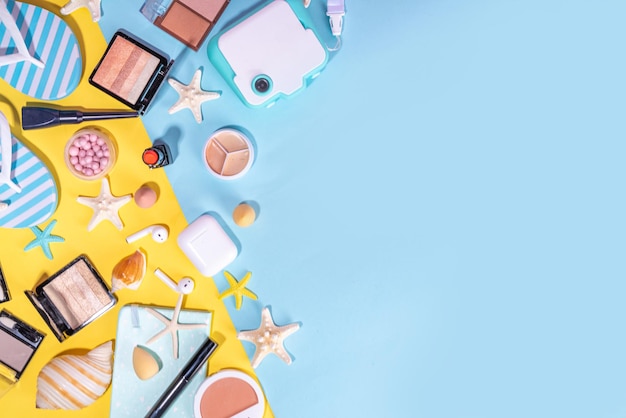 Cosméticos de maquillaje de verano endecha plana