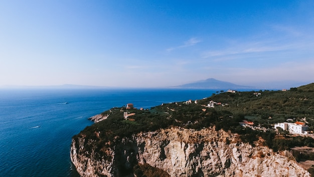 La costa de Italia es desde el aire