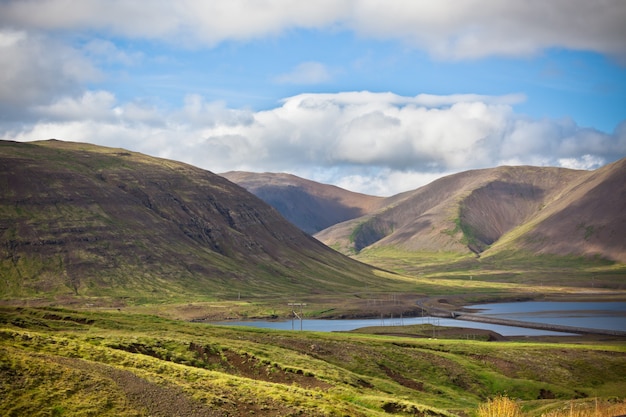 Costa del mar de Islandia occidental