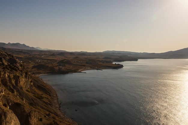 La costa del Mar Negro cerca de Sudak