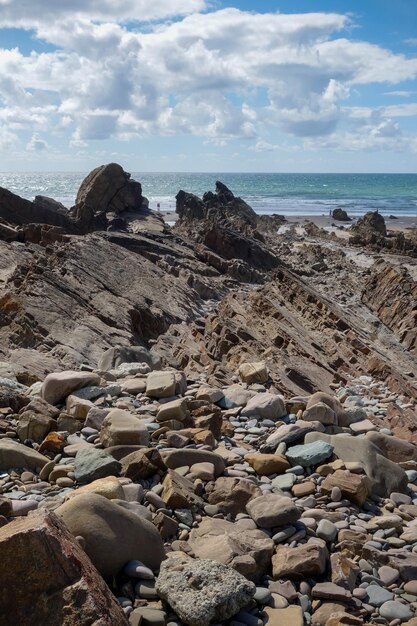 Costa rocosa cerca de Bude en Cornualles