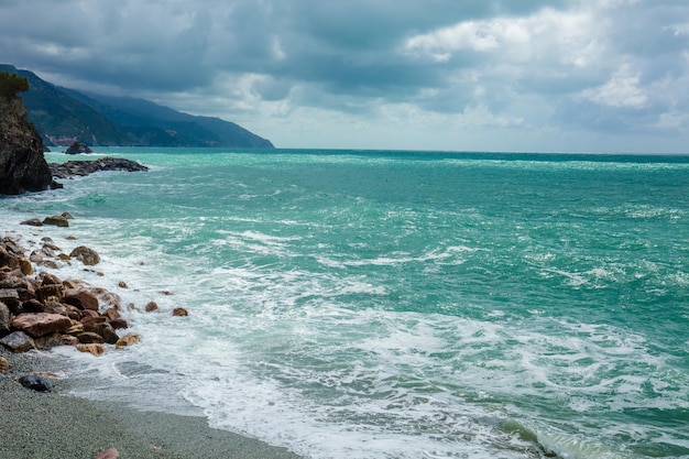 Foto costa rocosa mar de liguria monterossa village cinqe terre italia