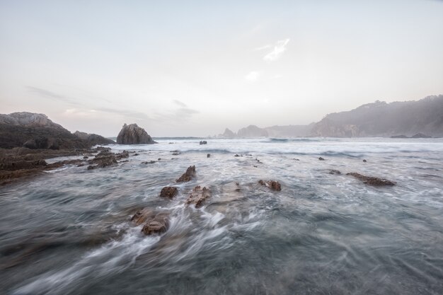 Costa salvaje de La Gueirua, Asturies, España.