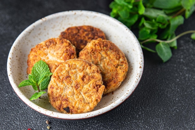 Costeletas de vegetais refeição saudável dieta lanche na mesa cópia espaço comida fundo rústico