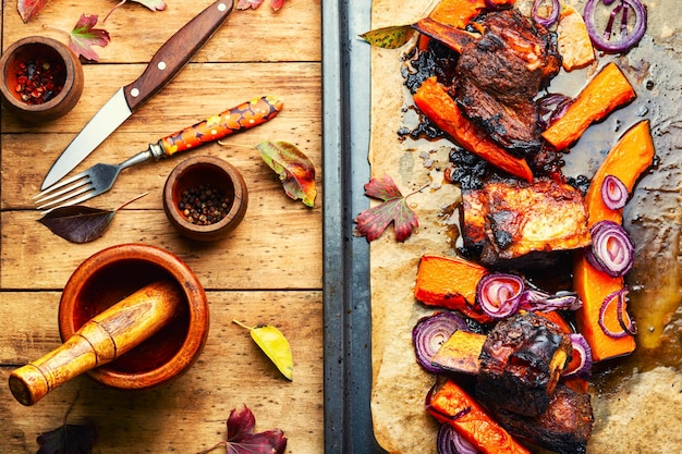 Costelinha de churrasco com abóbora