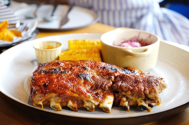 Costilla de cerdo a la parrilla