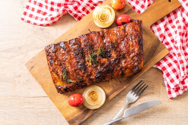 costillas de cerdo a la parrilla