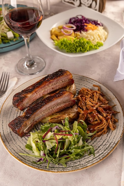 Costillas de cerdo picantes a la parrilla