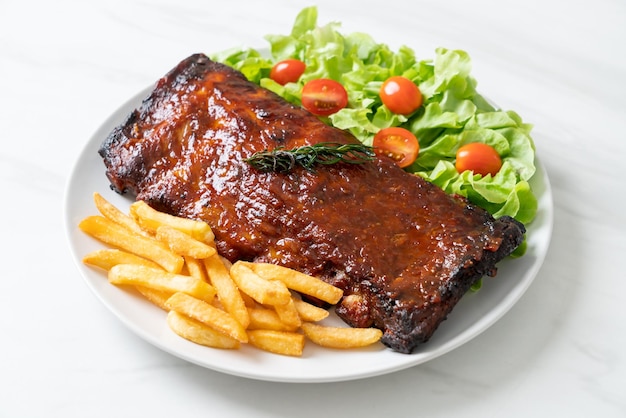 costillas a la parrilla de cerdo