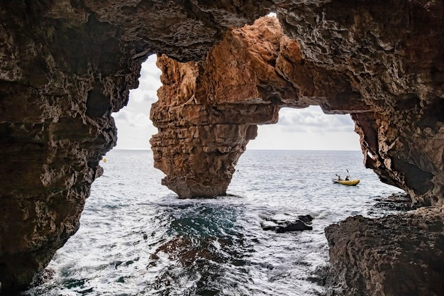 Cova dels Arcs Mittelmeerküste