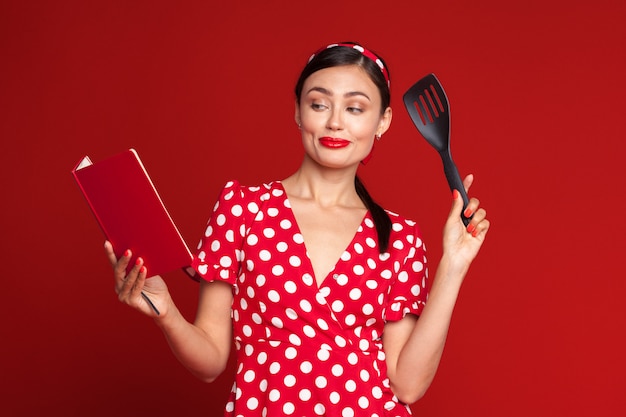 Cozinha retrô mulher