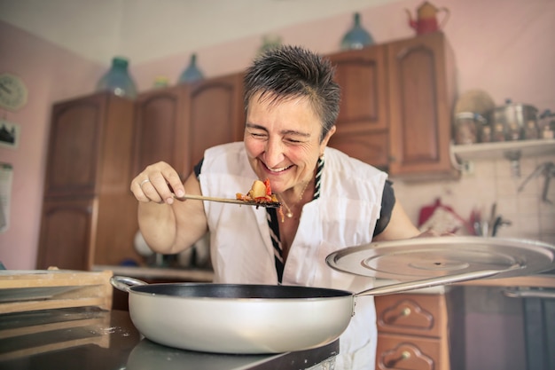 Cozinha vovó feliz