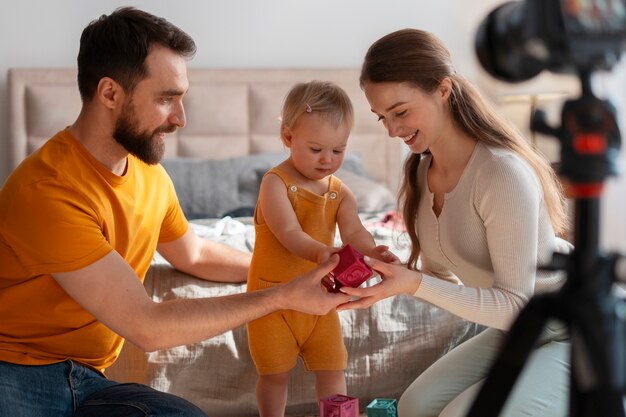 Foto creadores de contenido para los padres