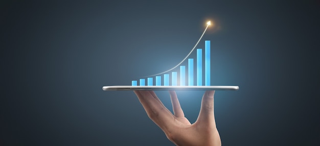 Crecimiento del gráfico del plan de empresario y aumento de los indicadores positivos del gráfico en su negocio