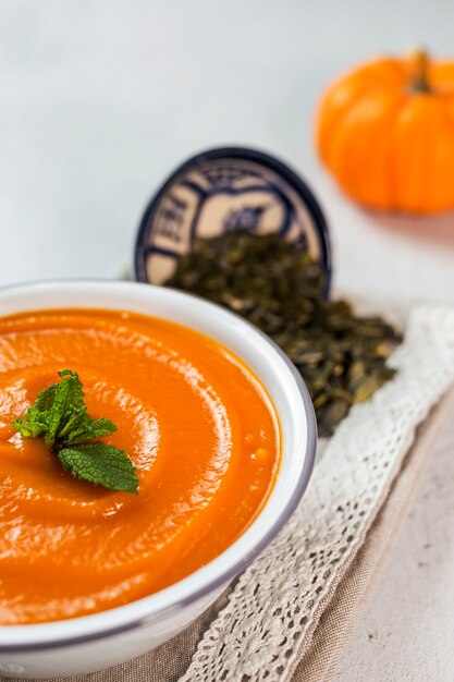 Crema De Calabaza En Un Tazón