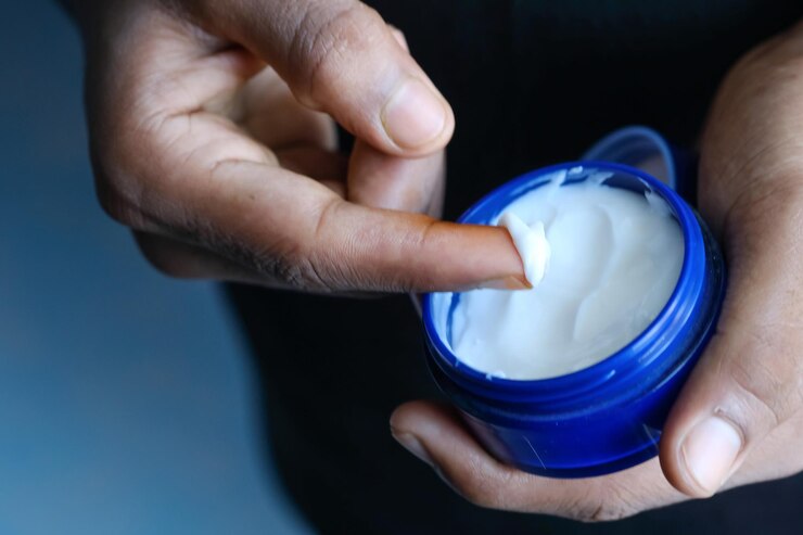Foto crema para las manos para hombres
