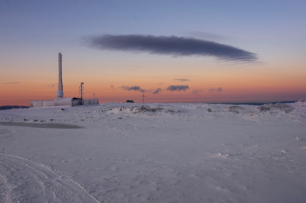 La cresta Polonyna Rune en los Cárpatos, Ucrania en invierno