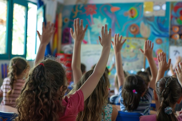 Crianças entusiastas levantando as mãos na sala de aula com IA gerada