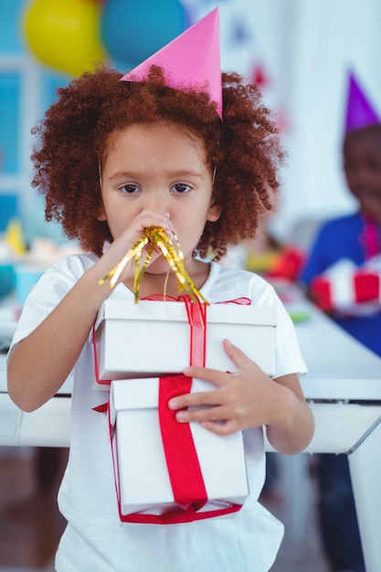 Crianças felizes em uma festa de aniversário