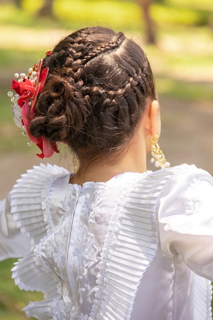 Crianças jovens dançando marinera Peru dança tradicional peruana cultura de dança.