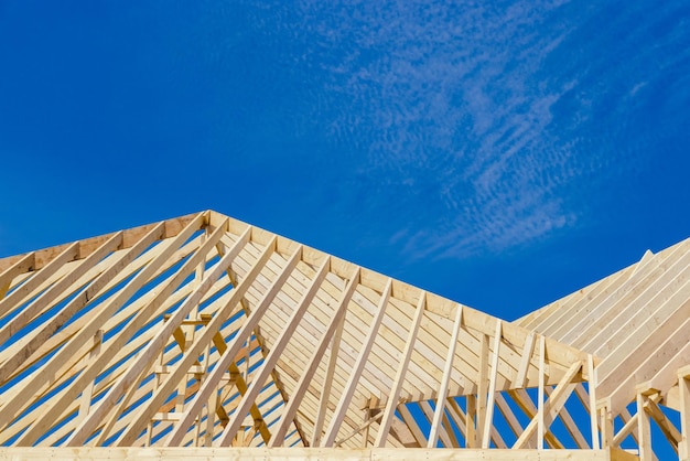 Criando uma nova casa Uma visão geral da estrutura do telhado de madeira