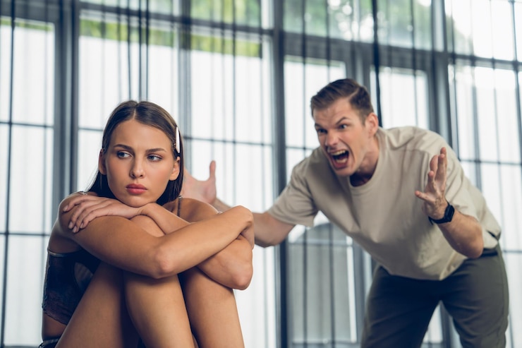 Foto crise familiar e problema de casal em situação estressante revelando