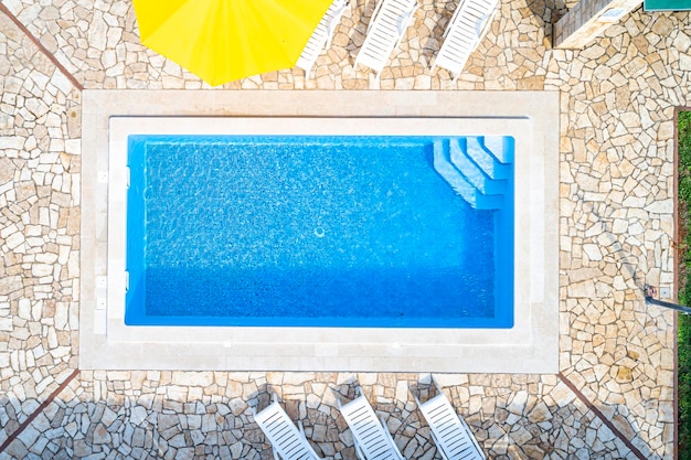 Croácia Istria Pula casa de férias com jardim e piscina vista aérea