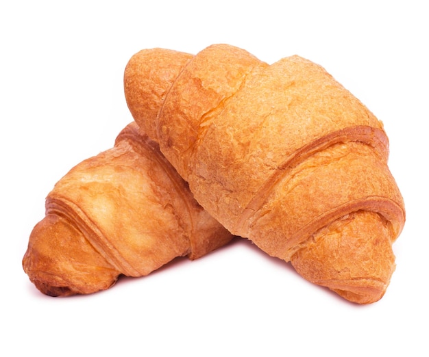 croissant aislado en el fondo blanco