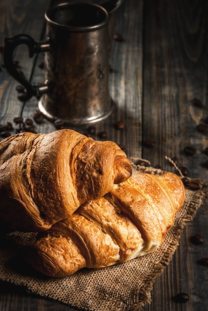 Croissants y cafetera