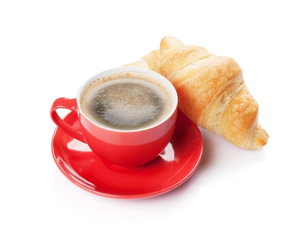 Croissants recién hechos y café