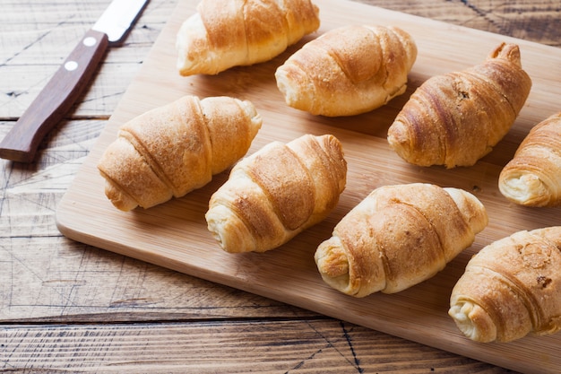 Croissants con relleno de chocolate